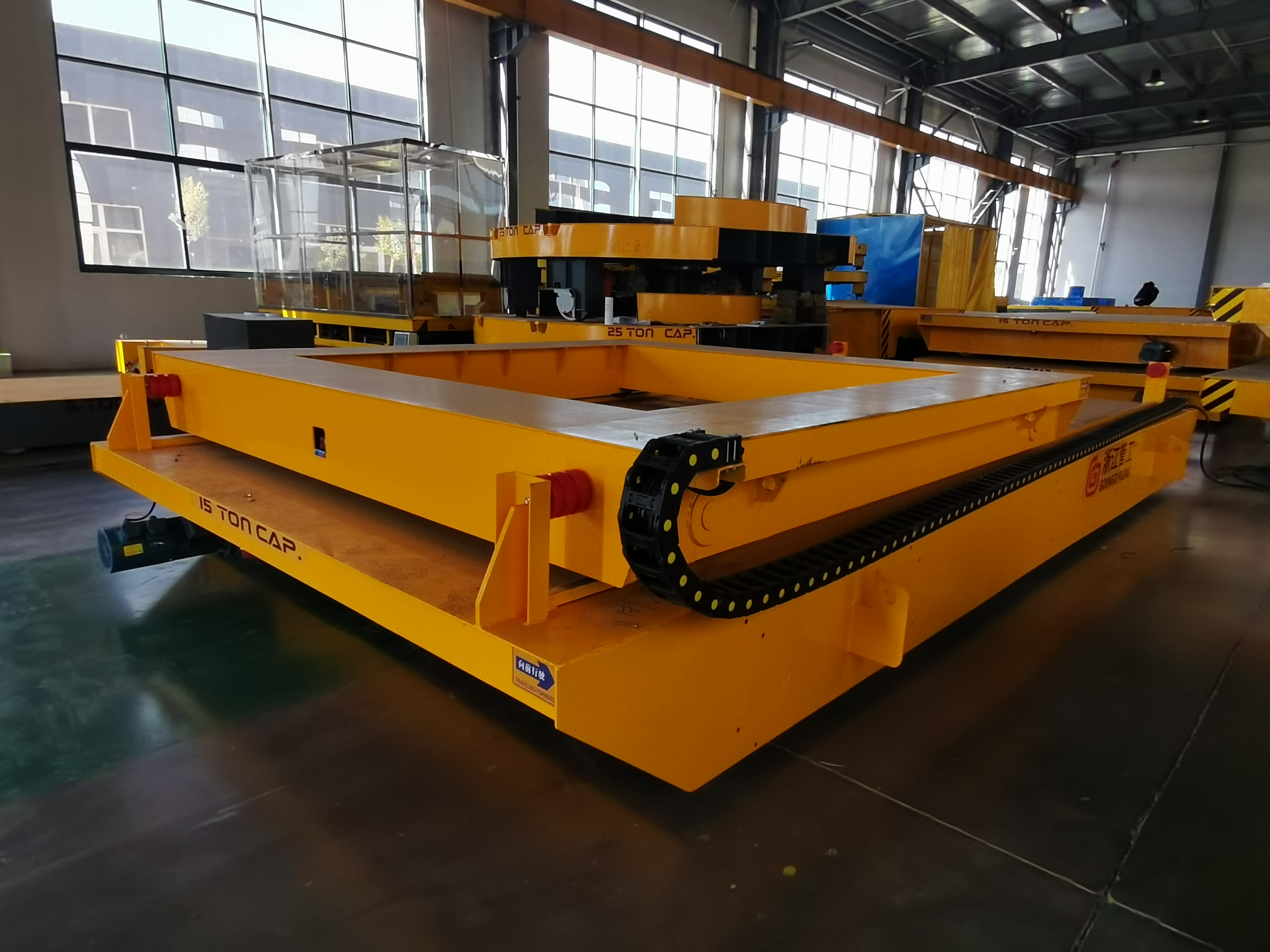 又一臺5噸無軌平車完成發往武漢